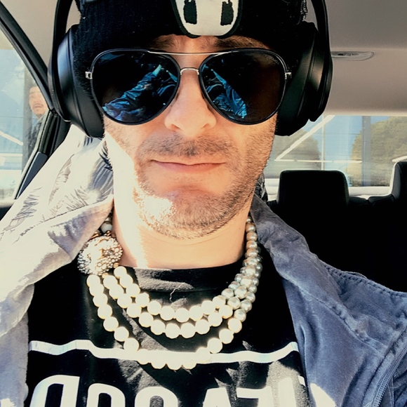 Feline Motif Gucci Neckless - Picture 10 of 12